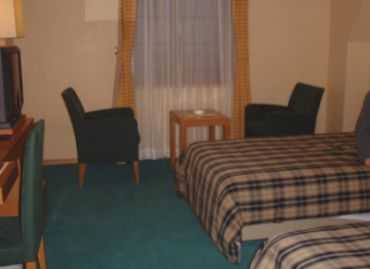 �z�e���̕���